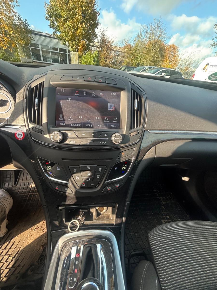 Opel Insignia 2015 — photo 12