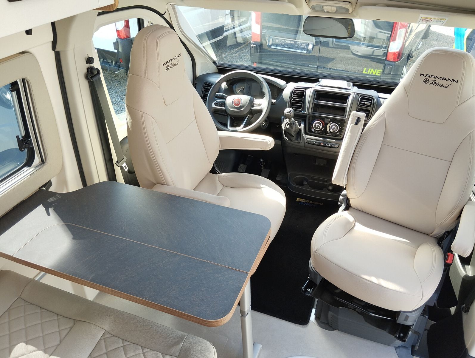 Fahrzeugabbildung Karmann Dexter 581 Alufelgen 16 Zoll und Concept Paket