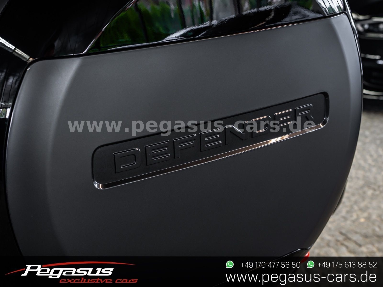 LAND ROVER Defender - 10