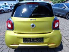 Fahrzeugabbildung Smart forfour Prime Brabus Paket Navi Alu SitzHzg