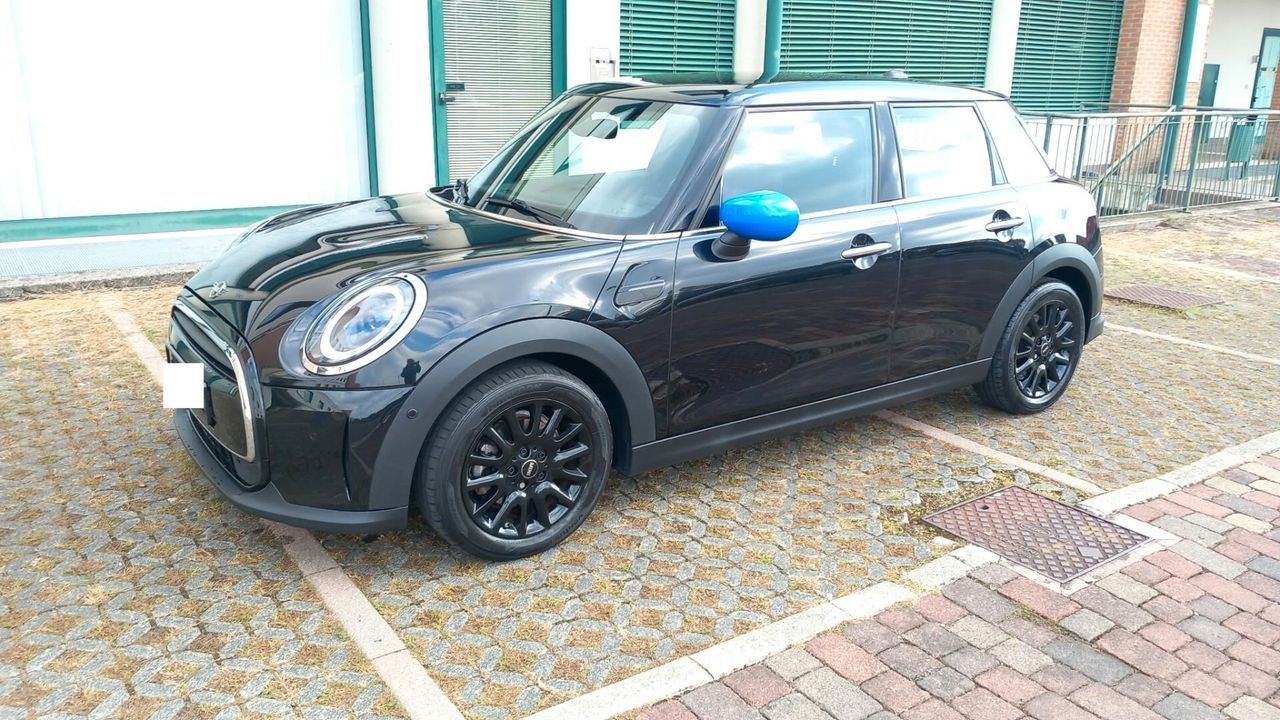 MINI Mini One LED SHZ PDC NAVI