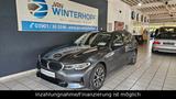 BMW 330 i Touring xDrive Sport Line+LED+AHK+Leder - BMW 330: Sport 330i