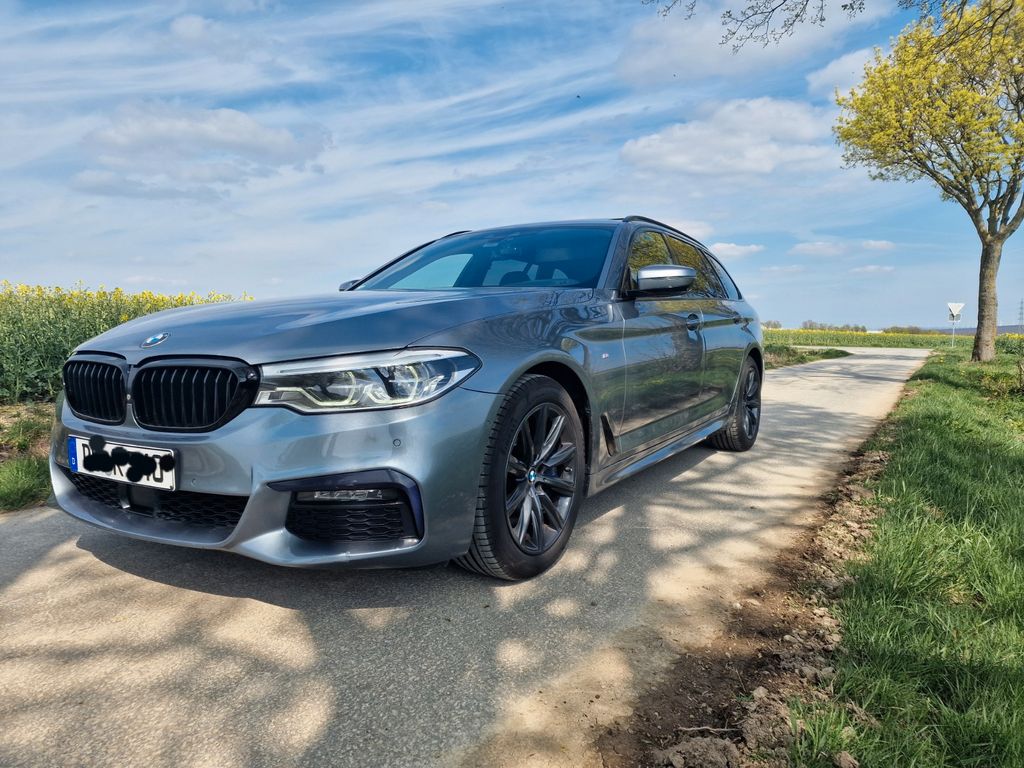 Image of BMW 540
