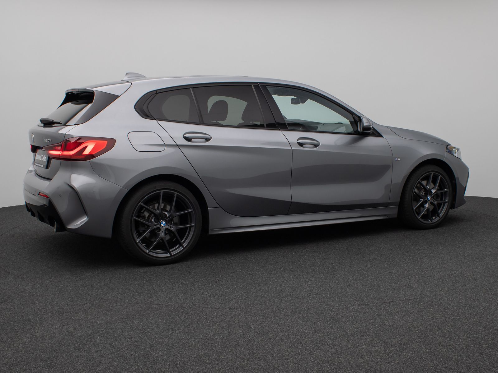 Fahrzeugabbildung BMW 120i M Sport Panorama PDC DAB Lenkrhzg Komfort