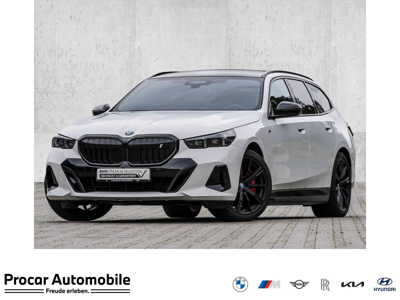 BMW i5 eDrive40 AHK, Autobahnass, HUD