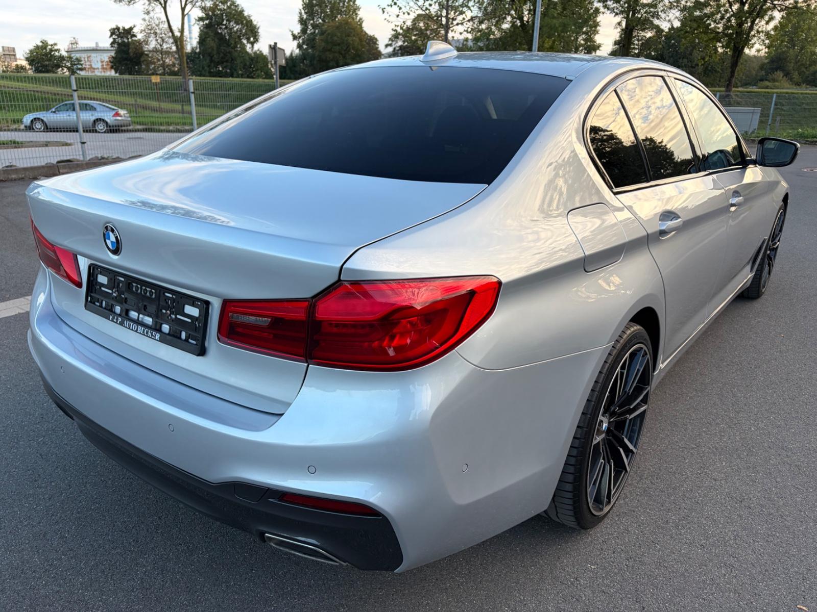 BMW 520 i M SPORT LINE LIMOSINE*NAVI*LED*20 ZOLL*
