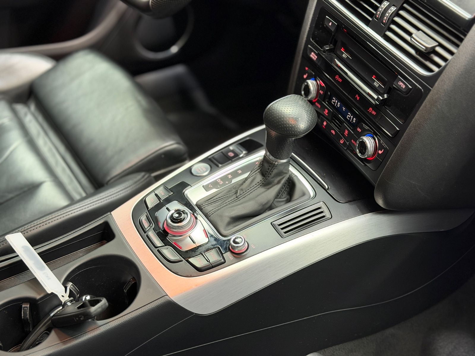 Fahrzeugabbildung Audi A4 Avant S line quattro|B&O|RS-SITZE|NAVI