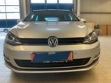 Volkswagen Golf VII Cup 1.4TSI 125PS 6-G*LED*AHK*KLIMA - Volkswagen Golf: V6
