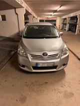 Toyota toyota verso - gebrauchte Toyota Verso aus dem Jahr 2012