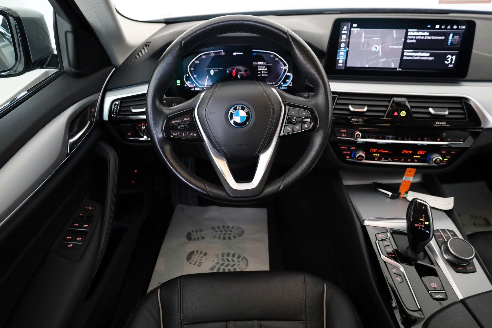Fahrzeugabbildung BMW 530 e, Leder,Navi,LED,SH,Kamera,Carplay
