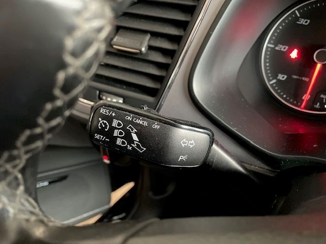 Leon ST Style 2.0 TDI Navi LED Sperrdiff. Apple 