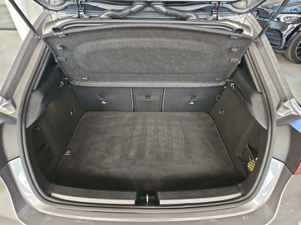 Fahrzeugabbildung Mercedes-Benz A 200 Progressive Navi LED SHZ SpurH KAM DAB