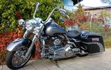 Harley-Davidson  Road King CVO -Scheckheft gepflegt- Penzl  - Angebote