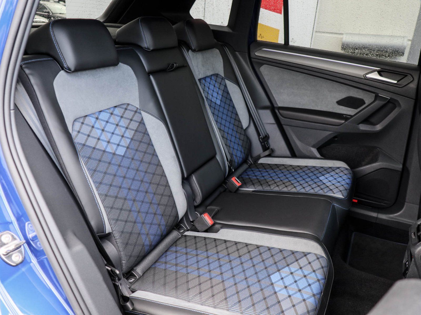 Volkswagen Tiguan R 2.0 TSI DSG 4Motion AHK Akra. HarmanK foto 4