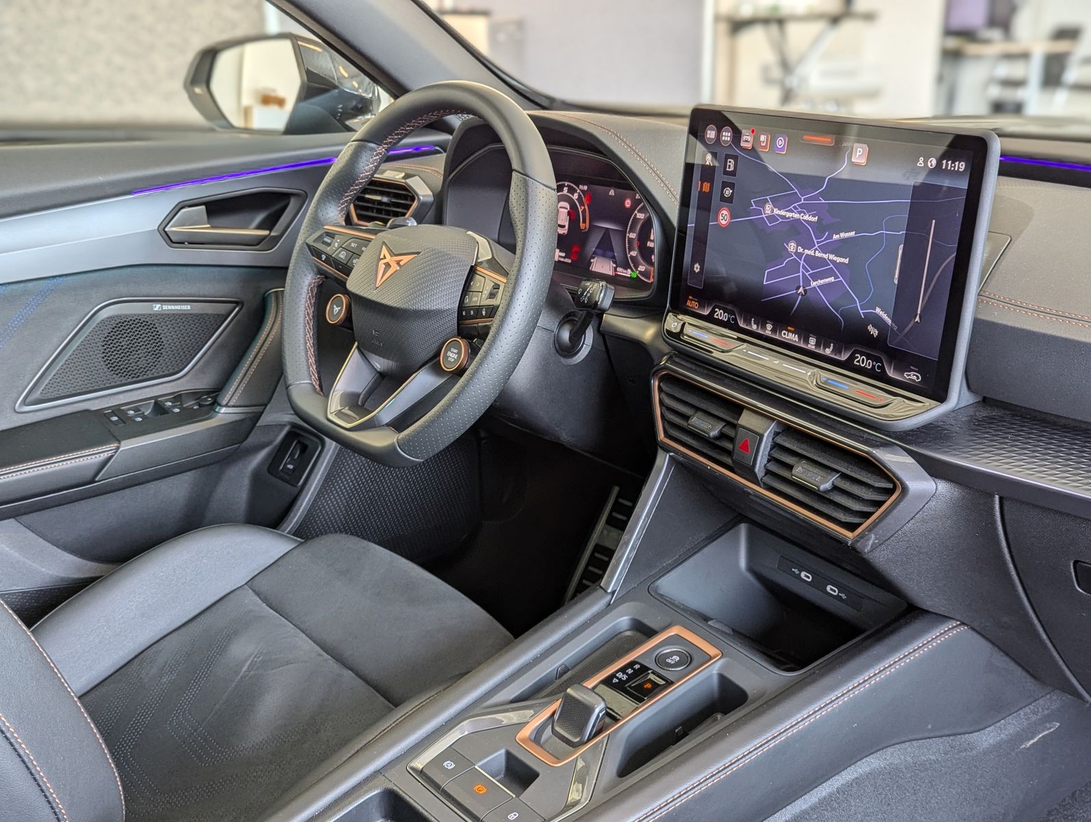 CUPRA Formentor 1.5 eTSI Pano Sennh. DCC Kamera Matrix - Image 11