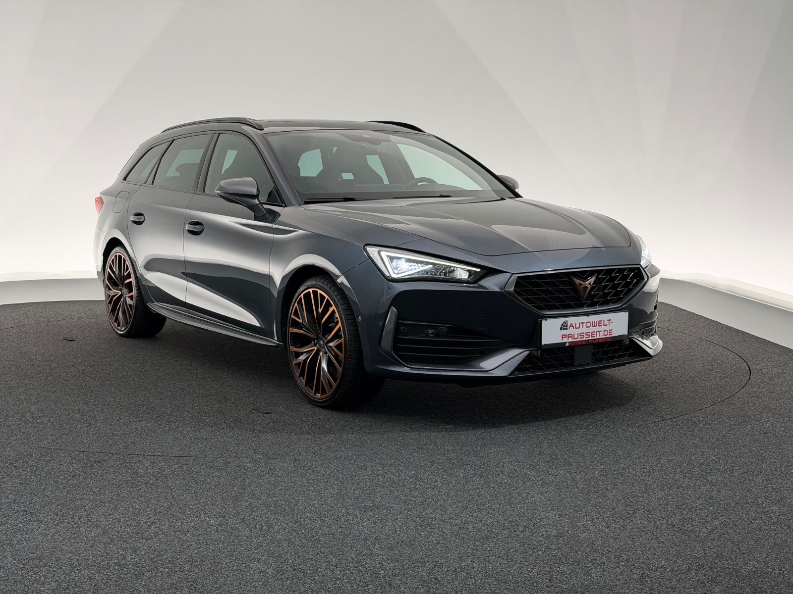 Gebrauchtwagen Cupra Leon Leon Sportstourer e-Hybrid*VZ*LED-PANO-KESSY-ACC in Dirlos