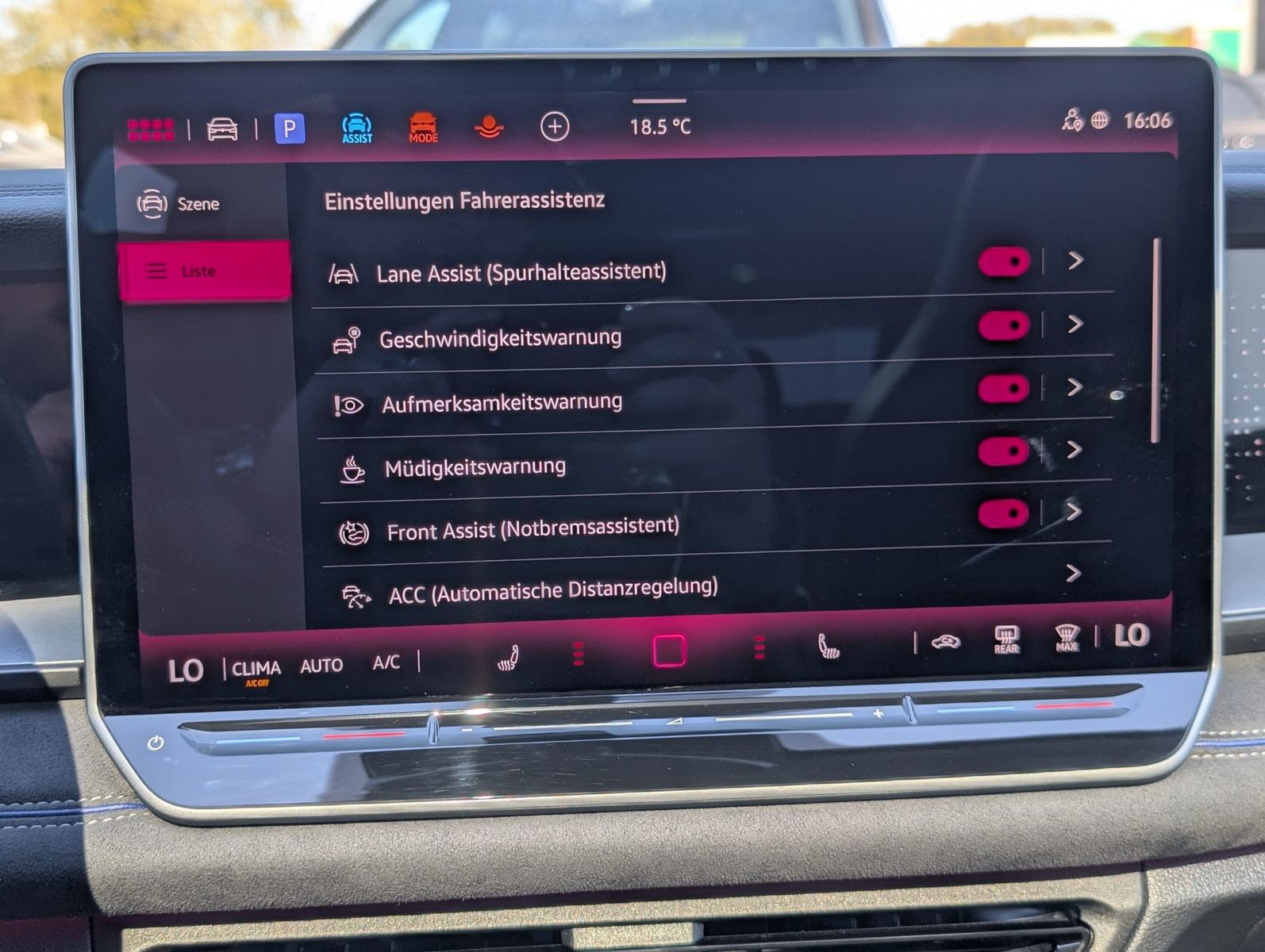 Fahrzeugabbildung Volkswagen Tayron 2.0TDI 4M R-Line 7Si*MATRIX*AHK*PANO*H&K