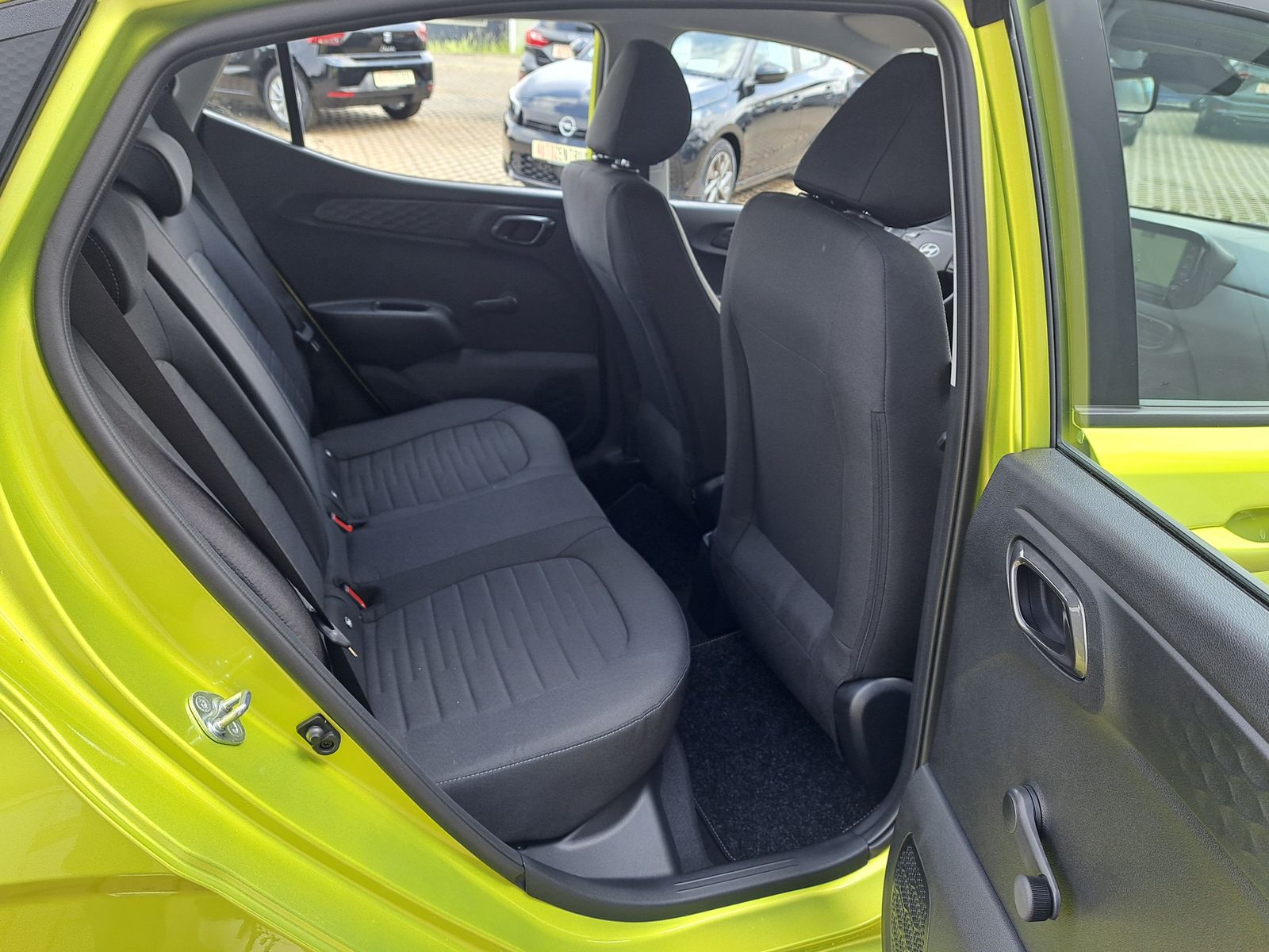 Fahrzeugabbildung Hyundai i10 1.0 MODELL 2025 NAVI WINTERPAKET KAMERA DAB