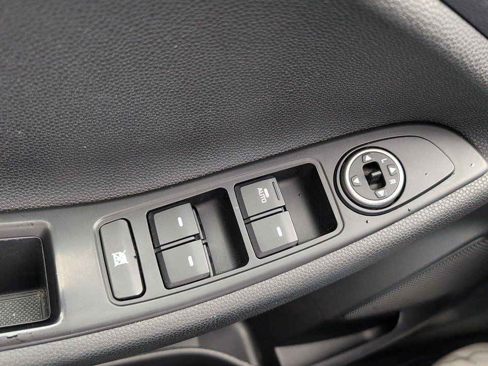 Fahrzeugabbildung Hyundai i20 1.2 YES! GARANTIE KAM+PDC+CARPLAY+KLIMA+SHZ+