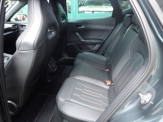 Fahrzeugabbildung CUPRA Formentor VZ 4Drive AHK Fahrassistenz-Paket XL L