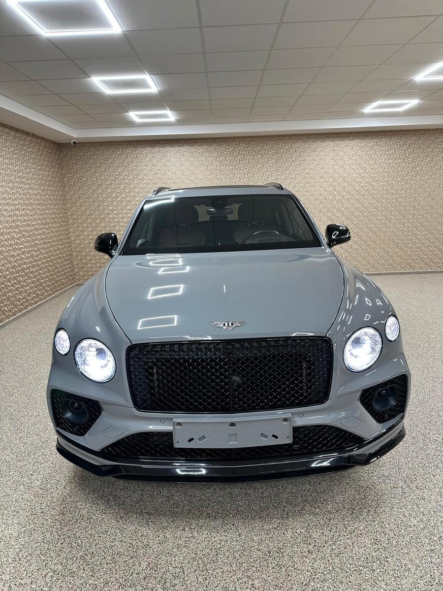 Bentley Bentayga -