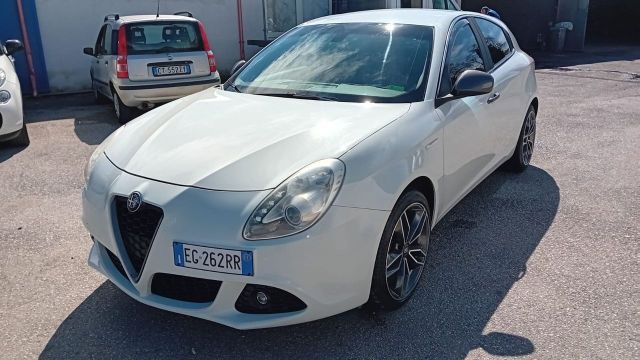 Alfa Romeo giulietta 1.6 mjt-full-2011