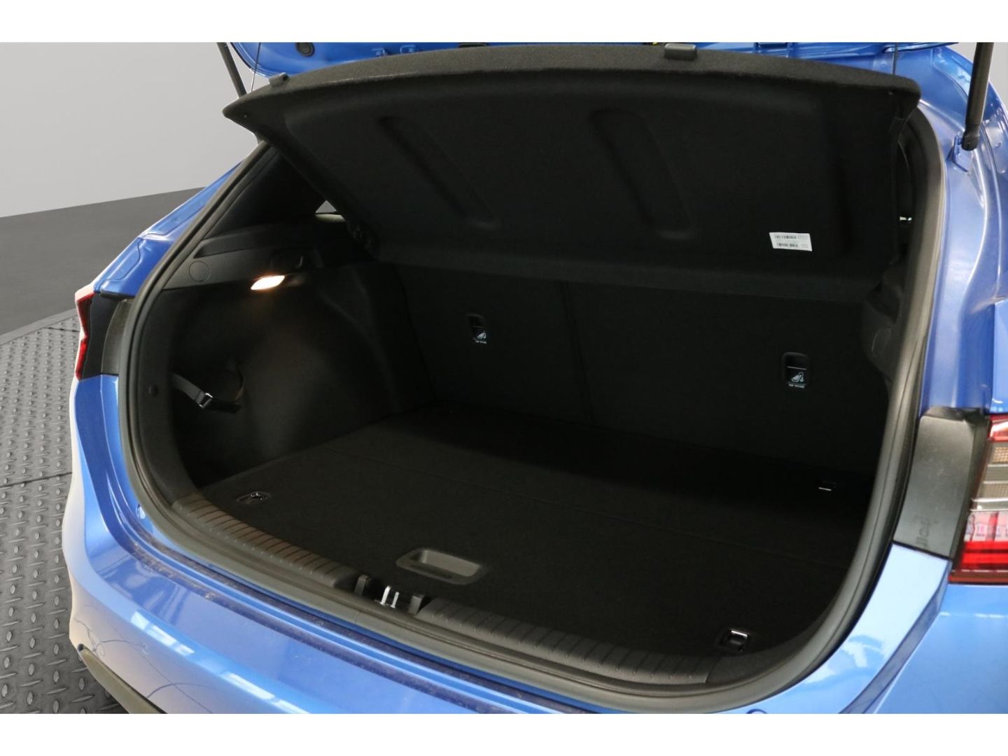 Fahrzeugabbildung Kia Ceed Vision Klimaanlage Navi SpurhalteASS DAB