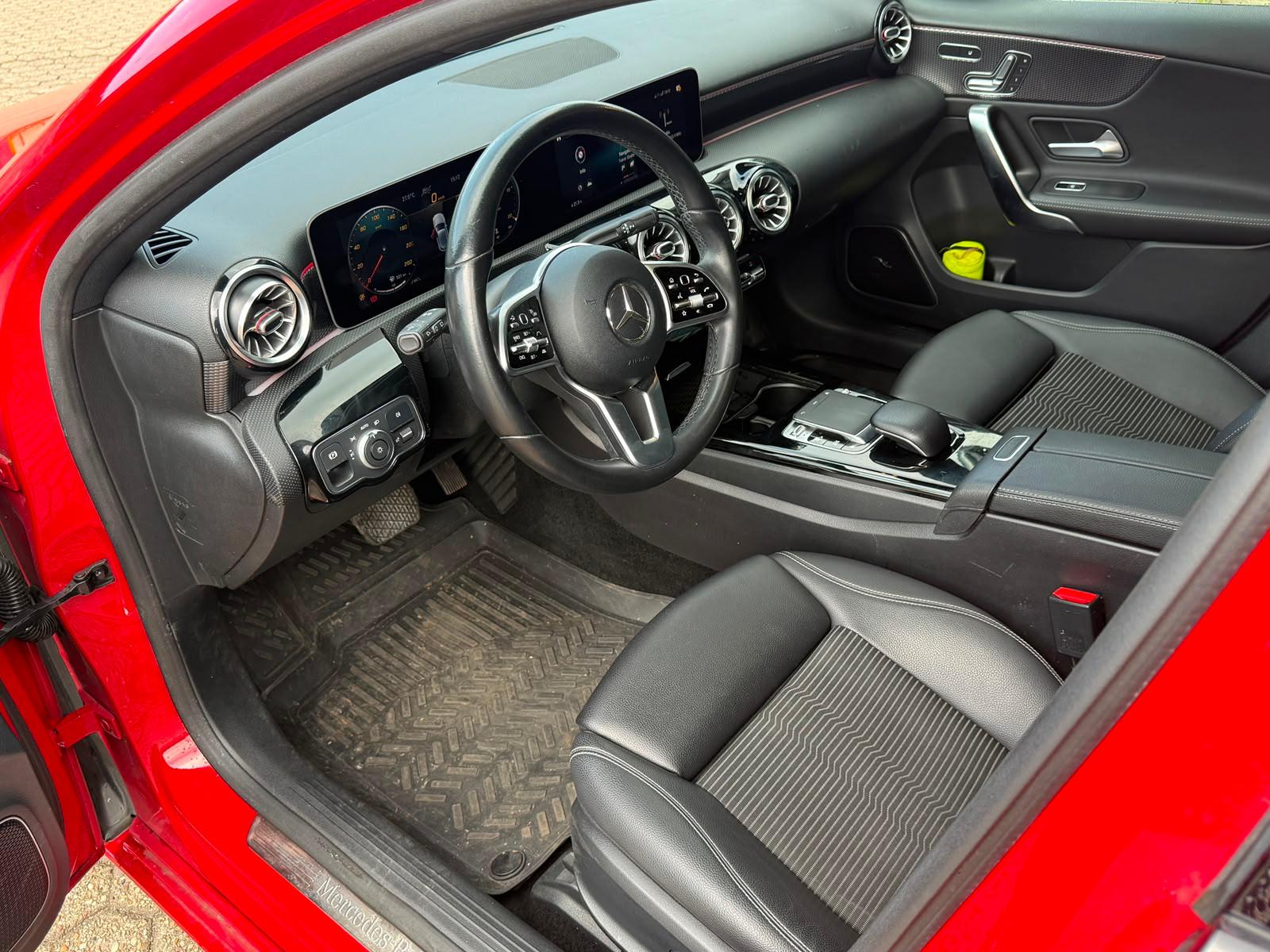 Mercedes-Benz A 250 4Matic, Progressive, 360°, Panorma, Standh