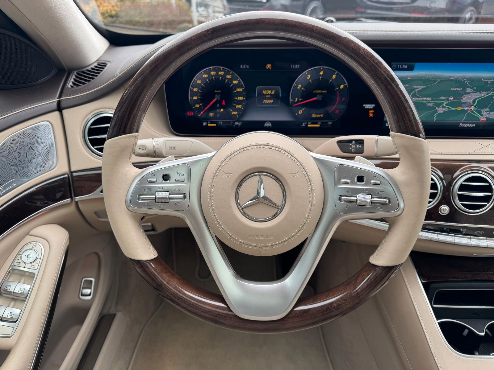 Fahrzeugabbildung Mercedes-Benz S 600 L Chauffeur+Nachtsicht+Pano+HUD+360