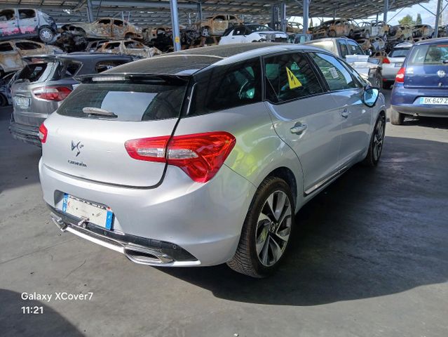 Citroën DS5 HYBRID4 2.0 HDI 163 SO CHI