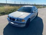 BMW 325i E46 - BMW 325 aus 2001: 325i