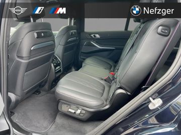 BMW X7 - 8