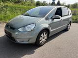 Ford S-MAX Diesel Titanium AUTOMATIK 8 Fachbereift - Ford S-Max Gebrauchtwagen in Freiburg