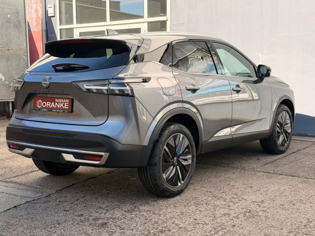 Fahrzeugabbildung Nissan Qashqai 1.3 DIG-T Xtronic Tekna PGD*Bose*MJ26