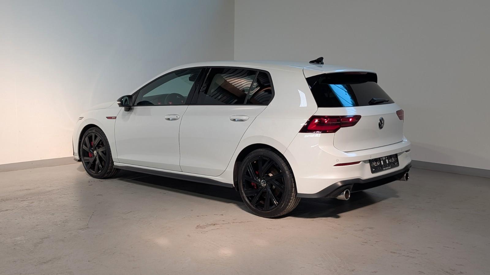 Volkswagen Golf VIII Lim. GTI MATRIX-BLACKSTYLE-KAM-BUSINES, миниатюра 3