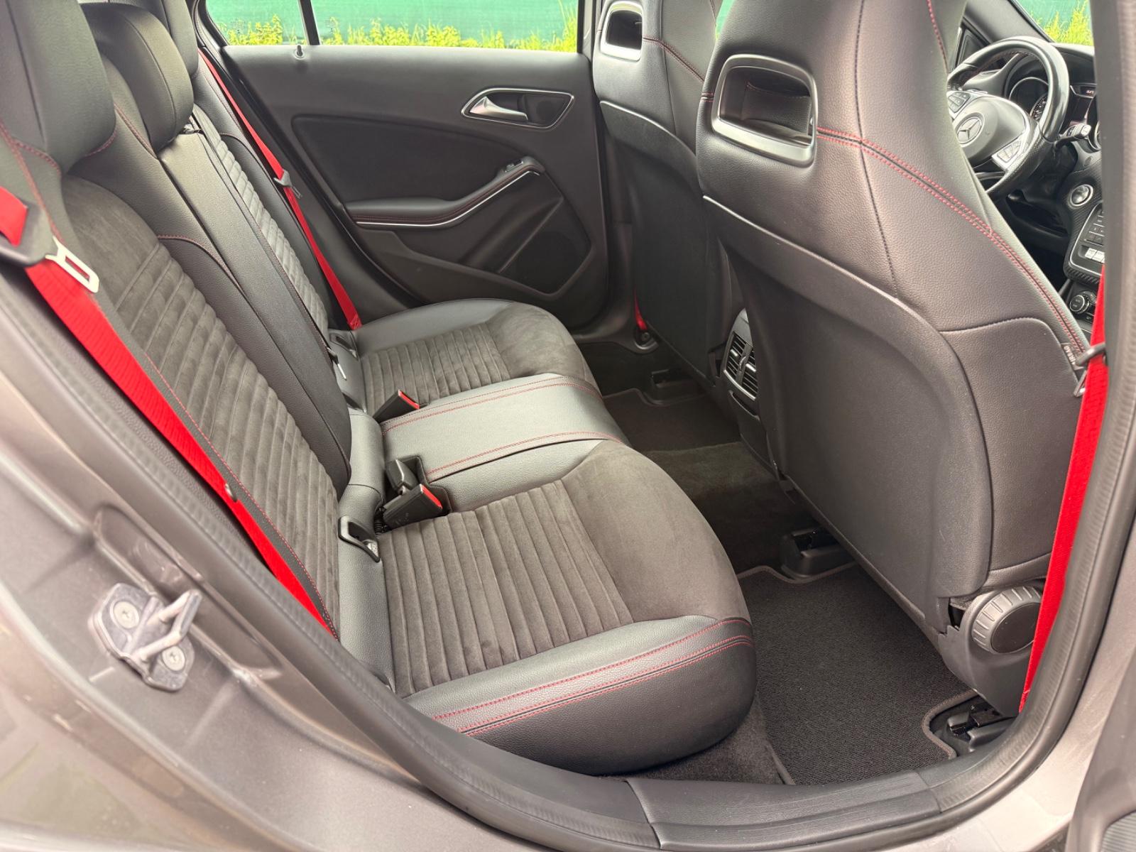 Mercedes-Benz A 250 Sport Pano,, Klima, AMG-Styling-Sport, PDC