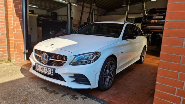 MERCEDES-BENZ C 300 de T AMG-Line Plug-In JungeSterneGarantie