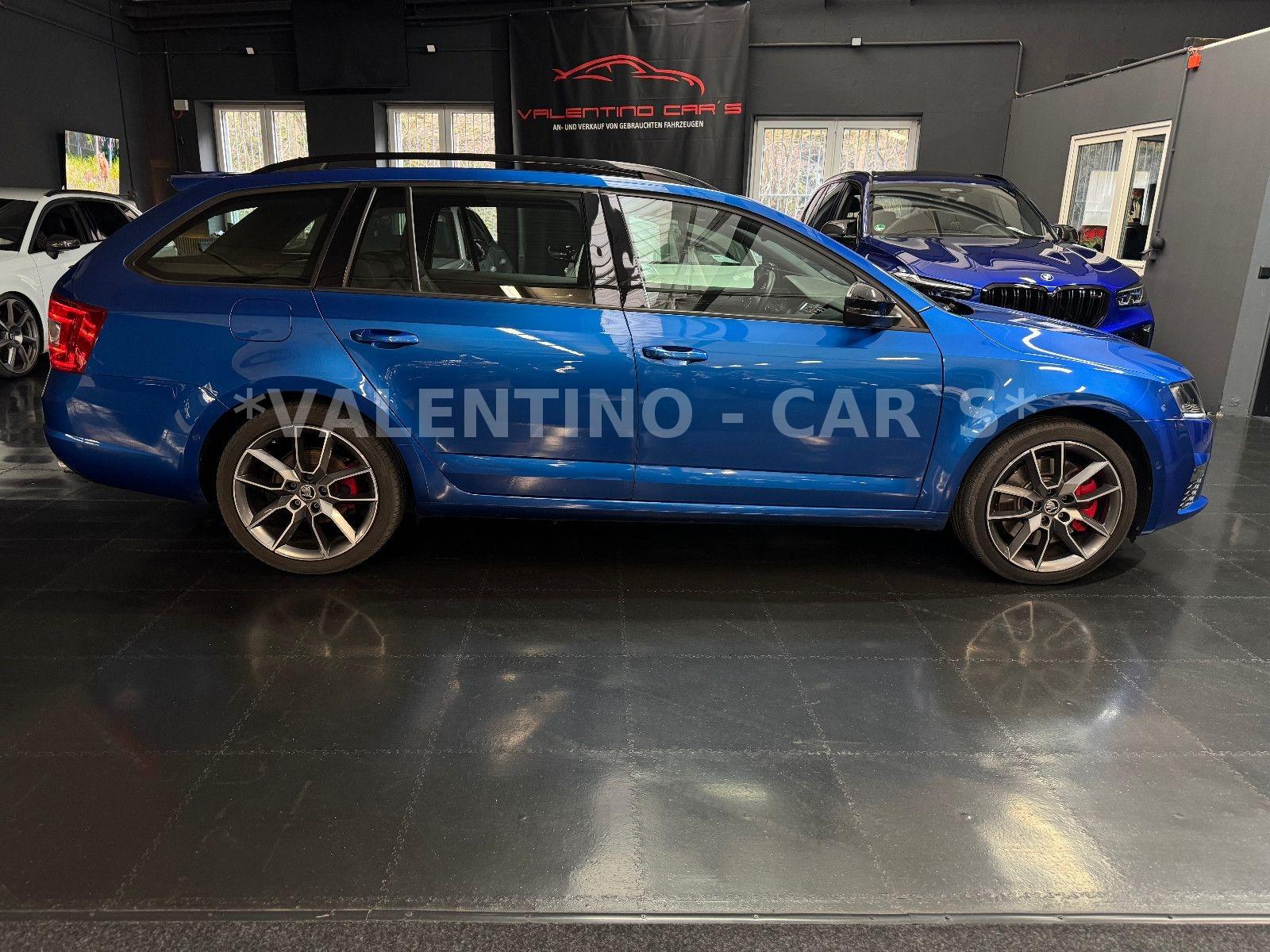Skoda Octavia Combi RS DSG/Pano/Navi/PDC/Shz/Canton