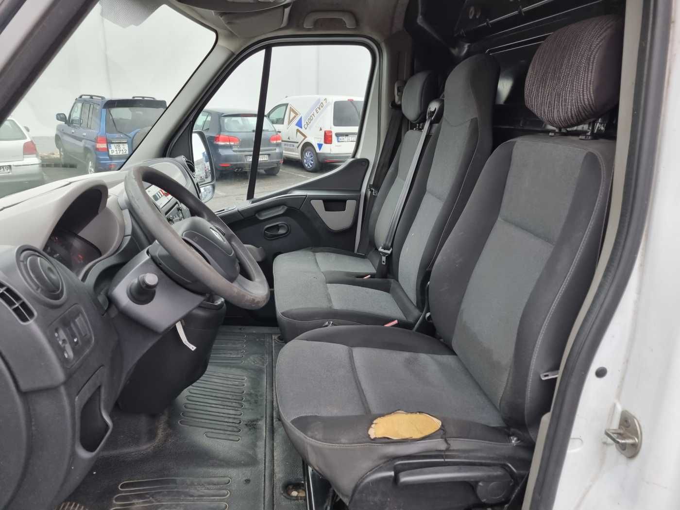Fahrzeugabbildung Renault Master 2.3 dCi / France Elevateur 121FT, 12m