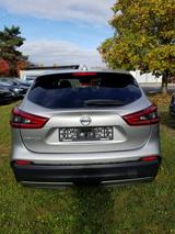 Nissan Qashqai 1.6 dCi DPF ALL-MODE 4x4 Tekna - 73 Tkm  - Nissan Qashqai Tekna mit Diesel-Antrieb