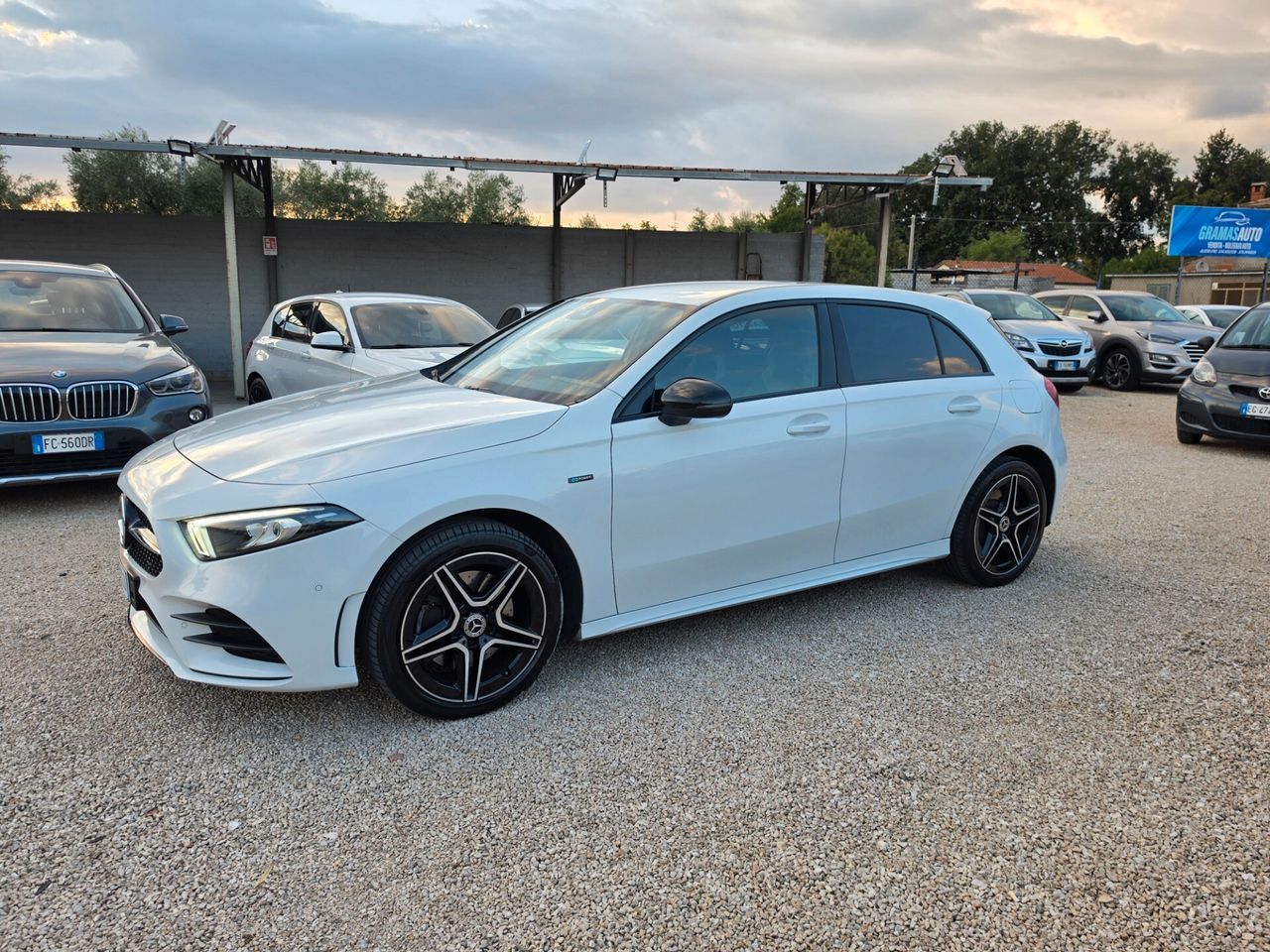 Mercedes-Benz Mercedes-benz A 250 e Automatic EQ-Power Premium imagem 2