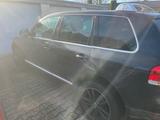 Volkswagen Touareg 4.2 V8 Tiptronic Standard - Volkswagen Touareg: Standard