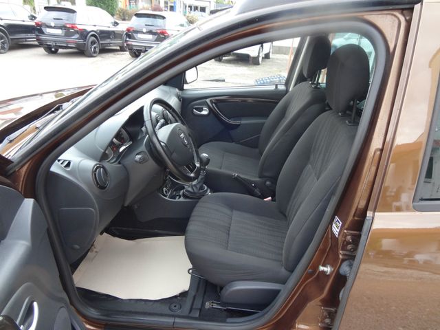 Fahrzeugabbildung Dacia Duster I Laureate 4x4/1.Hand/AHK/Alu/