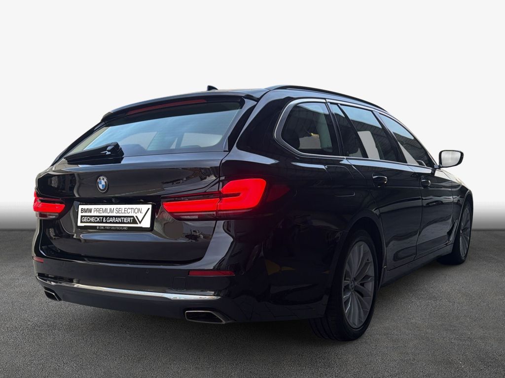 BMW 530d Touring Aut. Luxury Line AHK NAVI SHZ foto 2