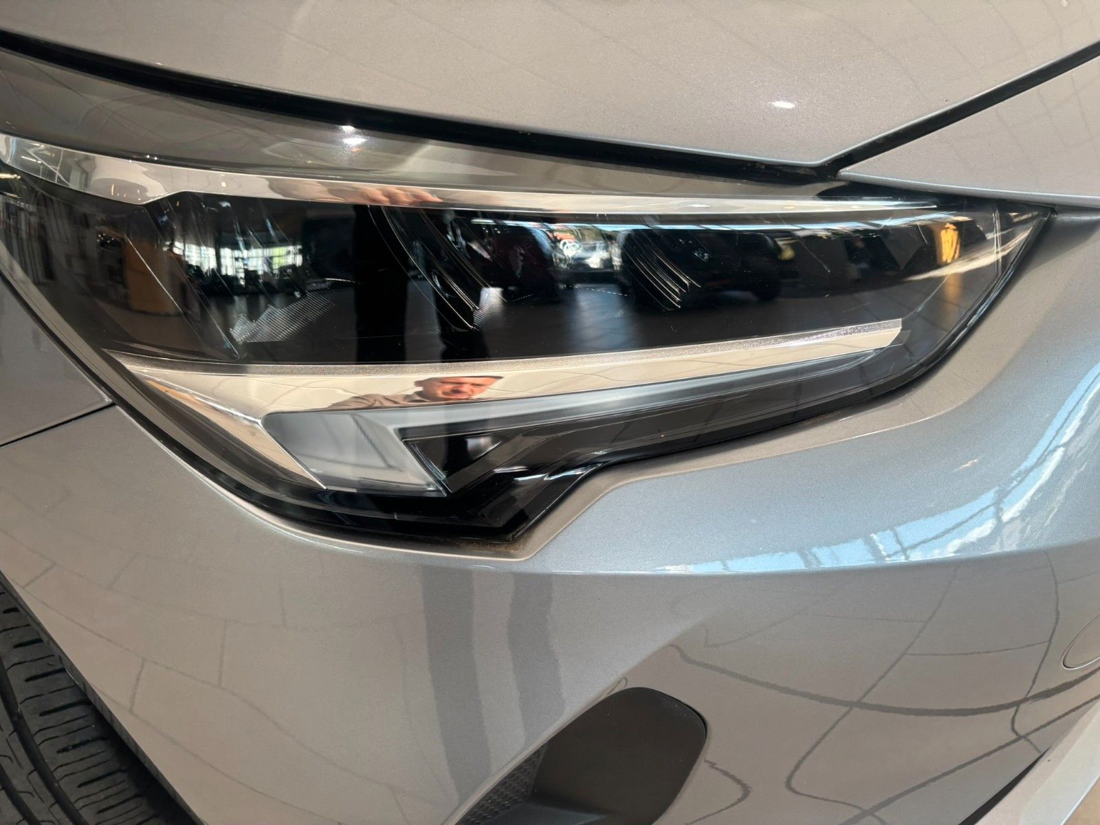 Fahrzeugabbildung Opel Corsa F 1.2 EDITION NAVI/LED/TEMP/PDC/SPORT/DAB+