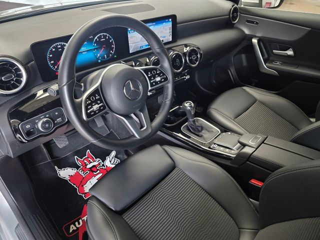 MERCEDES-BENZ A 200 — Foto 15