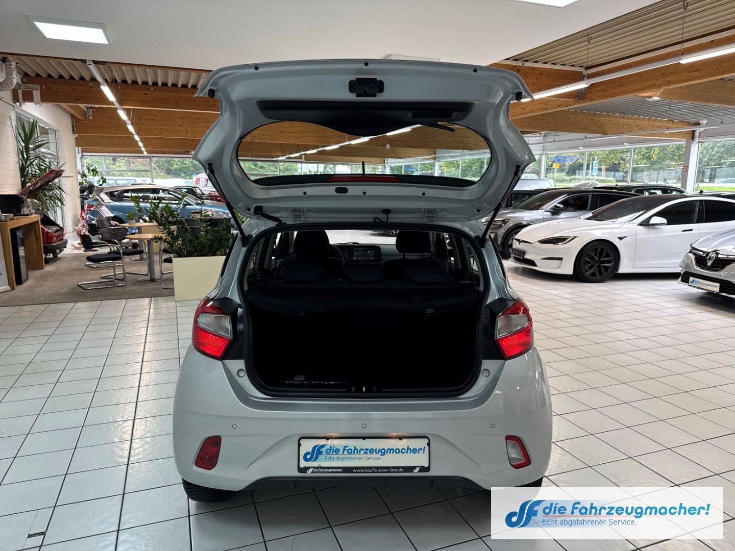 Fahrzeugabbildung Hyundai i10 Trend 1.0 EU6d Navi Apple CarPlay Android Au