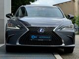 Lexus ES 300H*ACC*LEDER*SCHIEBEDACH*KAMERA*8-FACH - Lexus ES 300 Gebrauchtwagen in Düsseldorf