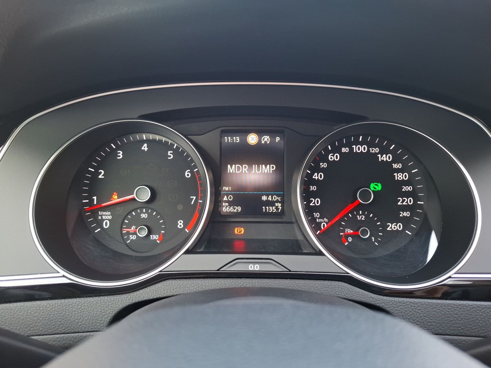 Fahrzeugabbildung Volkswagen Passat Variant TSI DSG AHK LED Navi ACC PDC SH L