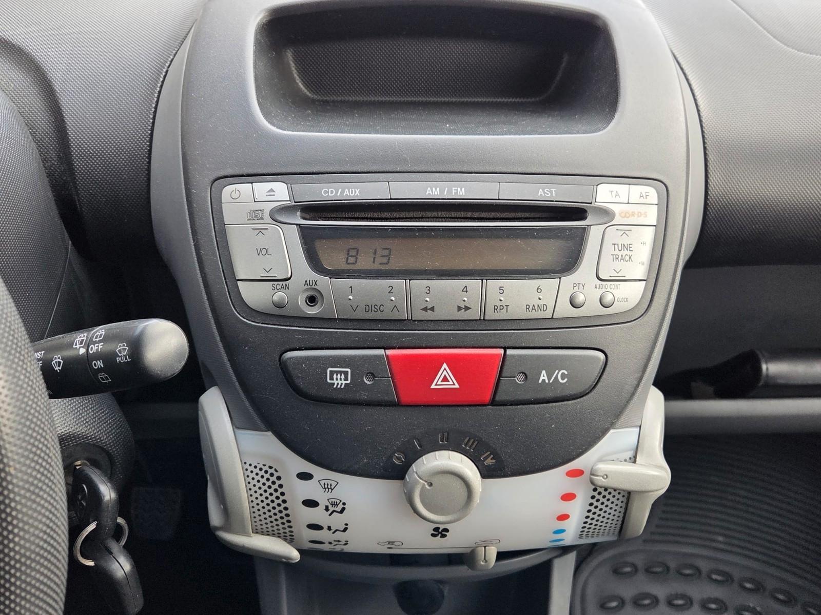 Toyota Aygo AYGO Cool 1.0 /KLIMAANLAGE/CD SPIELER